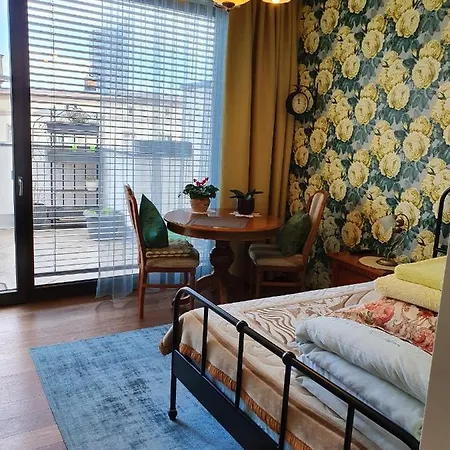 Luxusappartement Mitten In Neueroeffnung !
