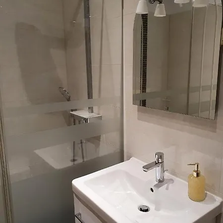 Aparthotel Luxusappartement Mitten In Neueroeffnung ! *